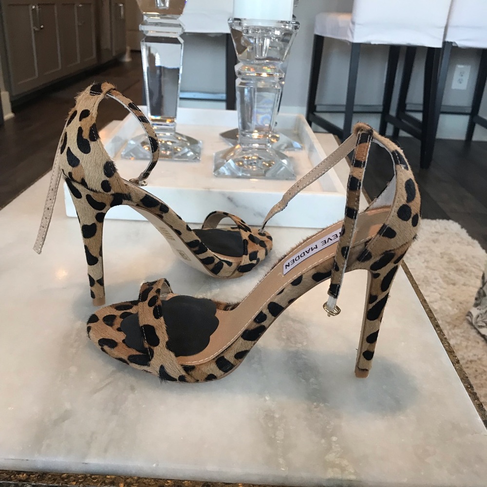 Steve Madden Stecy Leopard Heel